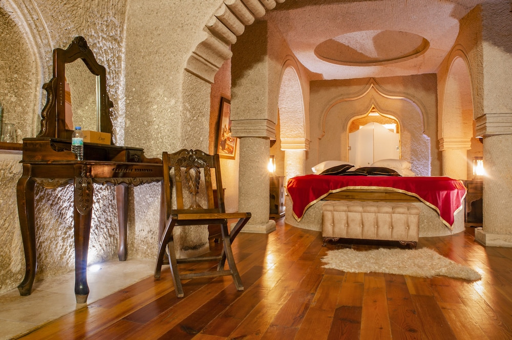 Ottoman Cave Suites