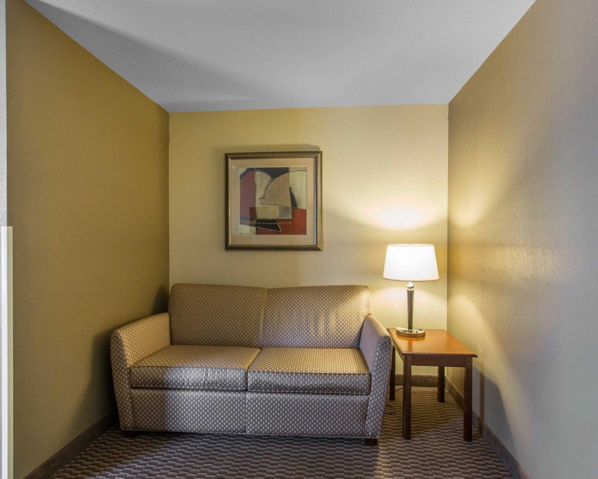 Comfort Inn & Suites Madisonville