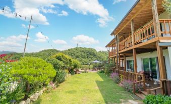 Gapyeong Art Pension - Housity