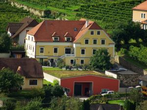 Hotel Garni Weinberghof