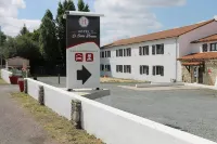 Hôtel le Sainte Florence Hotel di Chantonnay