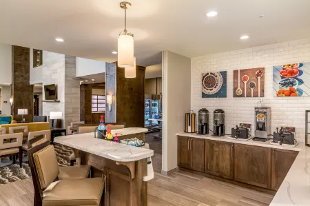 Staybridge Suites Florence - Cincinnati South Отели в г. Флоренция