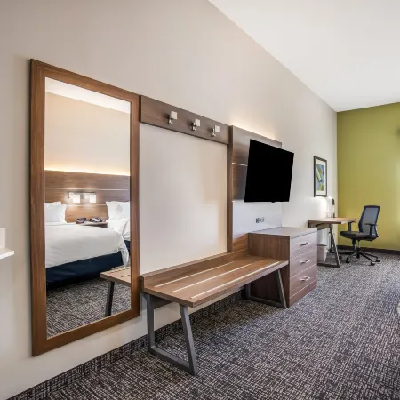 Holiday Inn Express & Suites TULSA EAST - CATOOSA by IHG