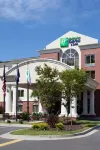Holiday Inn Express & Suites CHARLESTON-NORTH by IHG