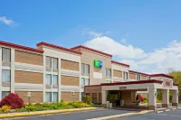 Holiday Inn Express Ramsey-Mahwah Hôtels à : Mahwah