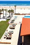 โรงแรม ฮอลิเดย์ อินน์ แอนด์ สวีทส์ Daytona Beach on the Ocean บาย IHG - ติดทะเล