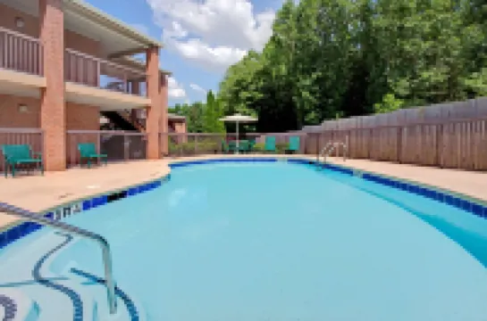 Super 8 by Wyndham Acworth/Atlanta Area