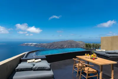 Andronis Concept Wellness Resort Hotels near Oia