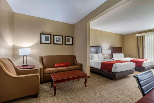 Comfort Suites