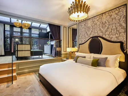 The Mayfair Townhouse - an Iconic Luxury Hotel