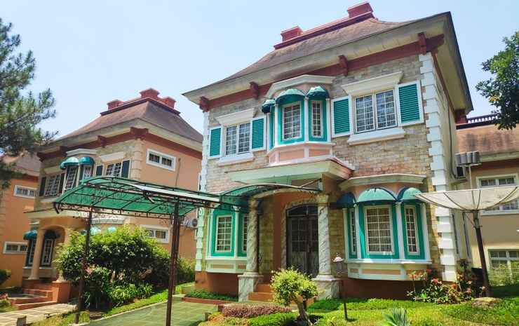 Zevannya Villa Victorian Kota Bunga Hotels in Cipanas
