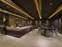 Mercure Surabaya Manyar Hotels in Mulyorejo