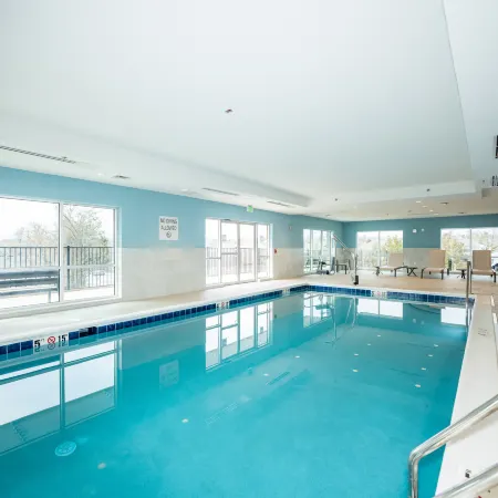Holiday Inn Express & Suites CHARLOTTESVILLE by IHG