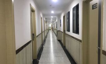 Suitetrails - 青年E族小季公寓(华西路分店)