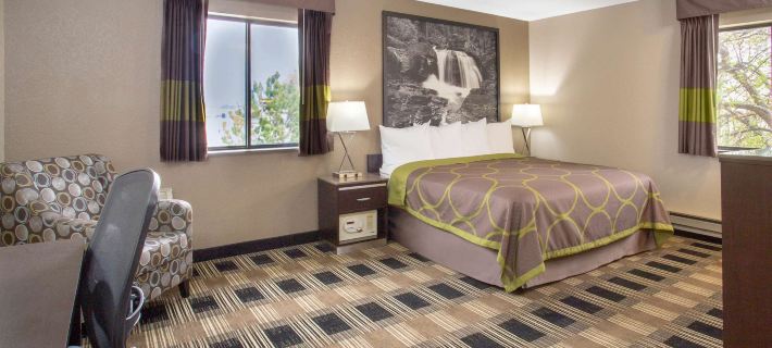Super 8 by Wyndham Billings Hotels in Billings