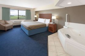 AmericInn by Wyndham Webster City