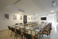 Maia Hotel Suites Hotels in El Khadra