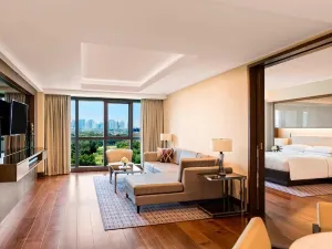 Manila Marriott Hotel at Newport World Resorts