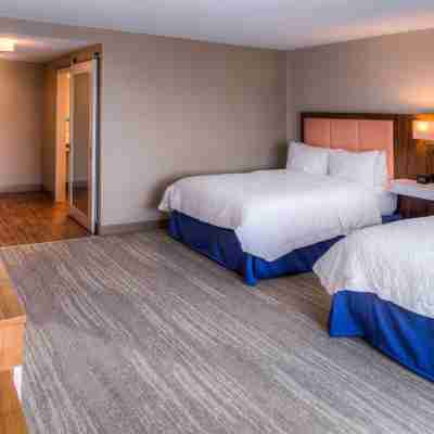 Hampton Inn & Suites Detroit/Wixom Rooms