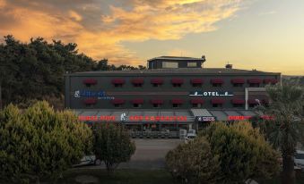 Yeni Truva Otel - Housity