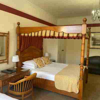 Ebury Hotel Cottages and Apartment's Rooms