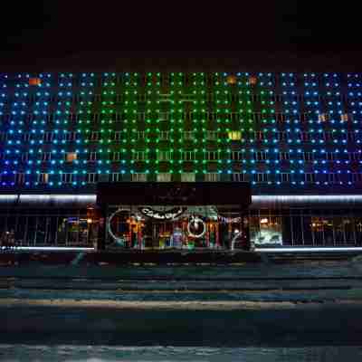 Hotel Vostok Hotel Exterior