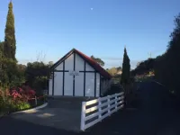 Castle Court Motel فنادق في Wellsford