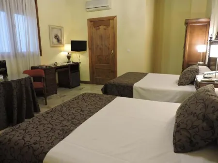 Hotel Palacio de Oñate Отели в г. Гуадикс