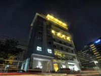 Zerenity Hotel & Suites