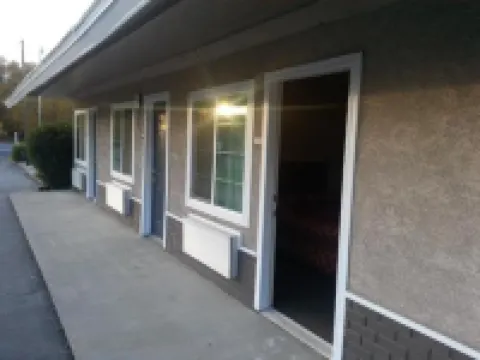 Pacific Motel Hotels in Gridley