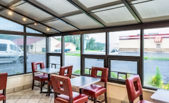 Red Roof Inn Columbus - Taylorsville