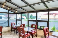 Red Roof Inn Columbus - Taylorsville Hotels in German Township
