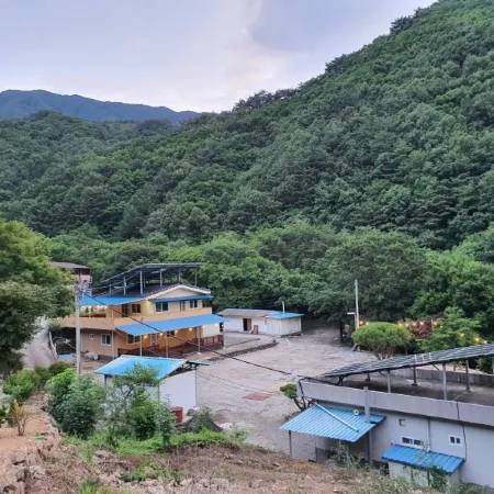 Gurye Neulpureun Pension