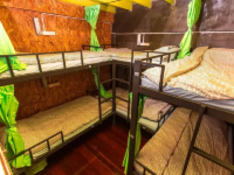 Hometown Hostel Hotels in Mueang Samut Songkhram