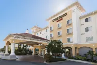 Courtyard Fort Myers at I-75 and Gulf Coast Town Center - Airport Shuttle