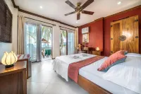 เดอะบีช เฮาส์