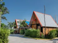 เรดไบค์ รีสอร์ท โรงแรมในอำเภอ พนมสารคาม