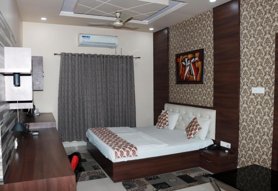 HOTEL THE KALINGA,Boudh Updated 2024 Reviews & Prices