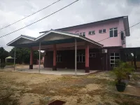 Wadi Isfa Inn @ Wakaf Che Yeh โรงแรมใน