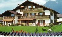 Hotel Garni Brunnthaler Garmisch Partenkirchen Hotels in Garmisch-Partenkirchen