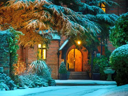 Careys Manor Hotel & SenSpa Отели в г. Брокенхерст