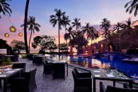 Sheraton Senggigi Beach Resort - Infinity Pools