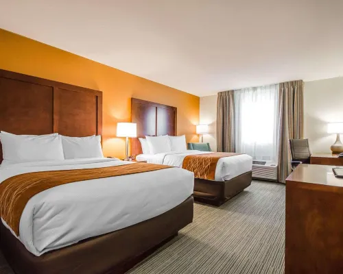 Comfort Inn - parking
