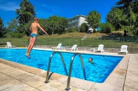 Hotel les Mésanges - Swimmingpools