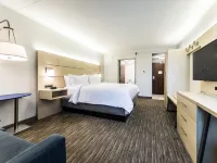 Holiday Inn Express FLINT-CAMPUS AREA by IHG Hotels in Flint