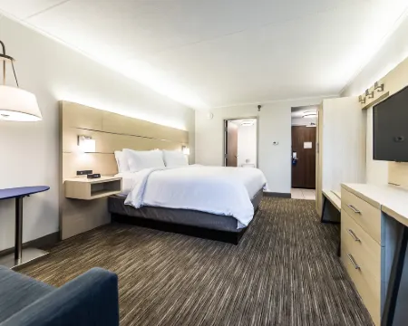 Holiday Inn Express FLINT-CAMPUS AREA by IHG Hotels in Flint