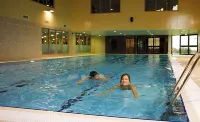 Burntwood Court Hotel - piscina