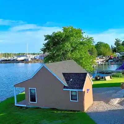 Harbor View Landing Hotel Exterior