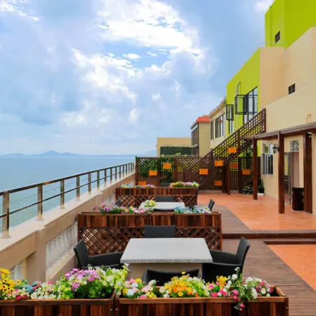 Vienna Hotel (Yangxi Moon Bay)