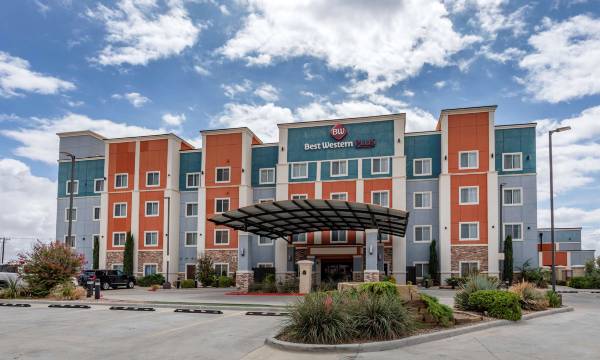 Best Western Plus North Odessa Inn Suites